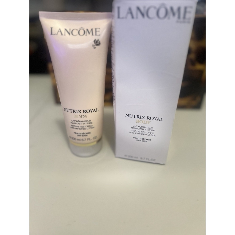 Lancome Nutrix Royal Body Intense Restoring Lipid-Enriched Lotion For Dry Skin
